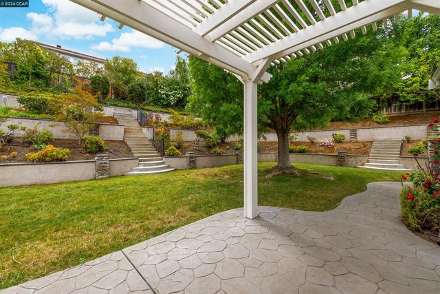 5260 Hiddencrest Ct, Concord, CA 94521