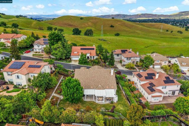 5260 Hiddencrest Ct, Concord, CA 94521