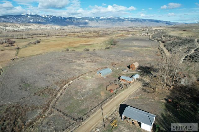 536 Lemhi Road, Salmon, ID 83467