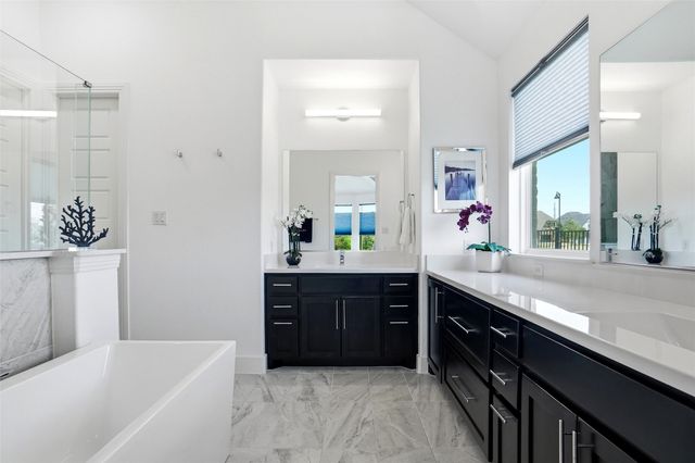 1300 Highpoint Way, Roanoke, TX 76262