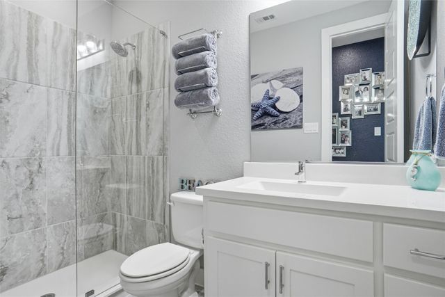 1300 Highpoint Way, Roanoke, TX 76262