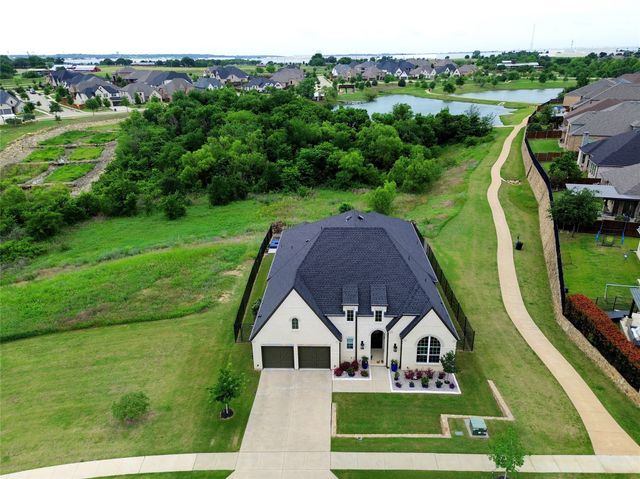 1300 Highpoint Way, Roanoke, TX 76262