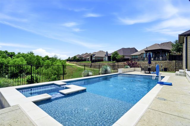 1300 Highpoint Way, Roanoke, TX 76262