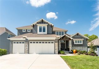 2504 W 179th Street, Overland Park, KS 66085