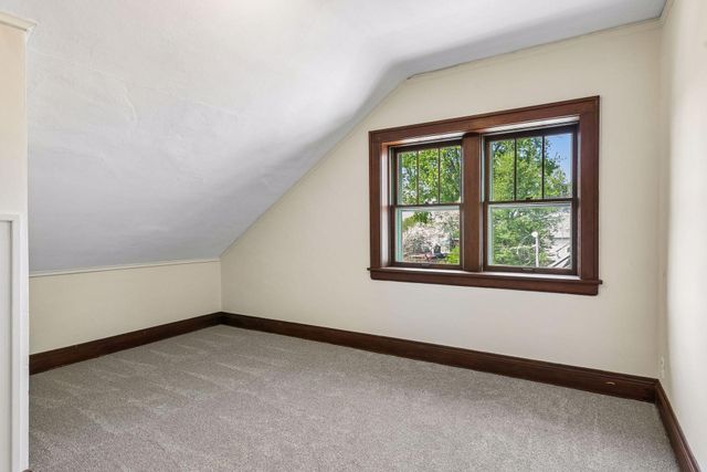 982 Topping Street, Saint Paul, MN 55103