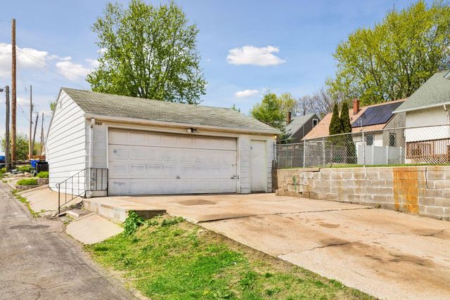 982 Topping Street, Saint Paul, MN 55103