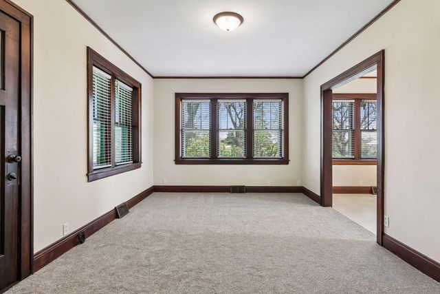 982 Topping Street, Saint Paul, MN 55103
