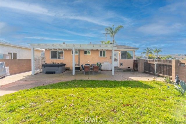 7106 Arillo, San Diego, CA 92111