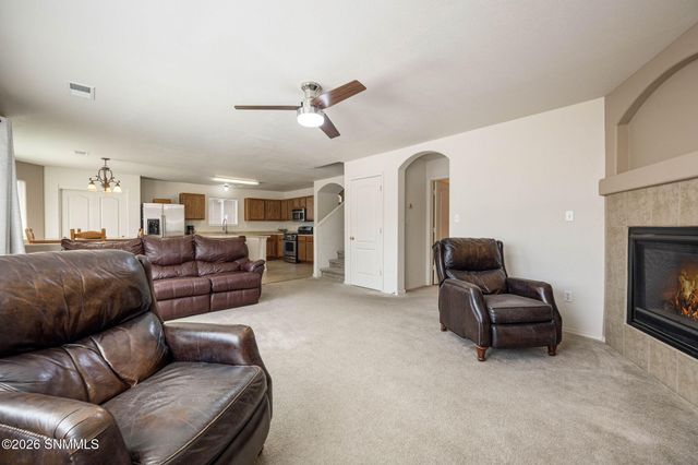 5812 Coyote Peak Place, Las Cruces, NM 88012