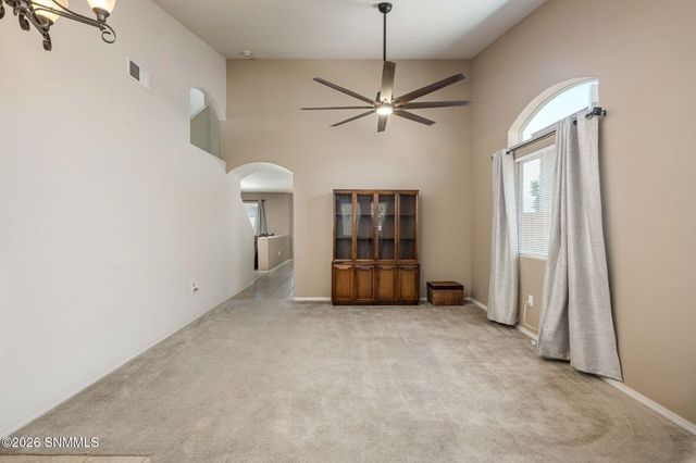 5812 Coyote Peak Place, Las Cruces, NM 88012