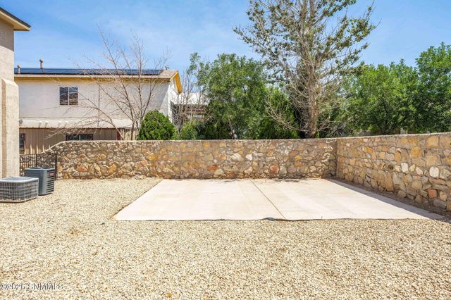 5812 Coyote Peak Place, Las Cruces, NM 88012