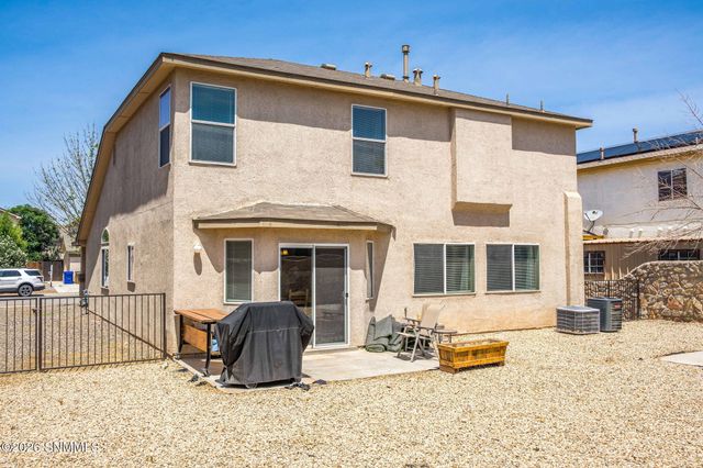 5812 Coyote Peak Place, Las Cruces, NM 88012