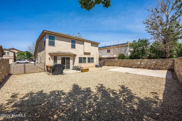 5812 Coyote Peak Place, Las Cruces, NM 88012