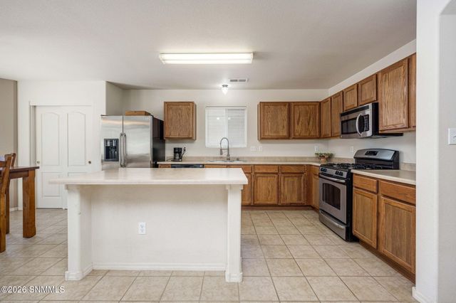 5812 Coyote Peak Place, Las Cruces, NM 88012