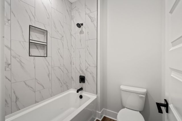 812 Hillock Trace, Lebanon, TN 37087