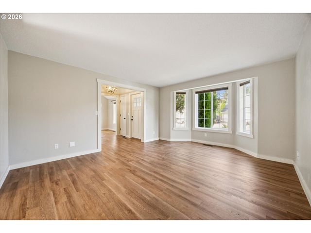 51894 Sw CREEKVIEW Pl, Scappoose, OR 97056