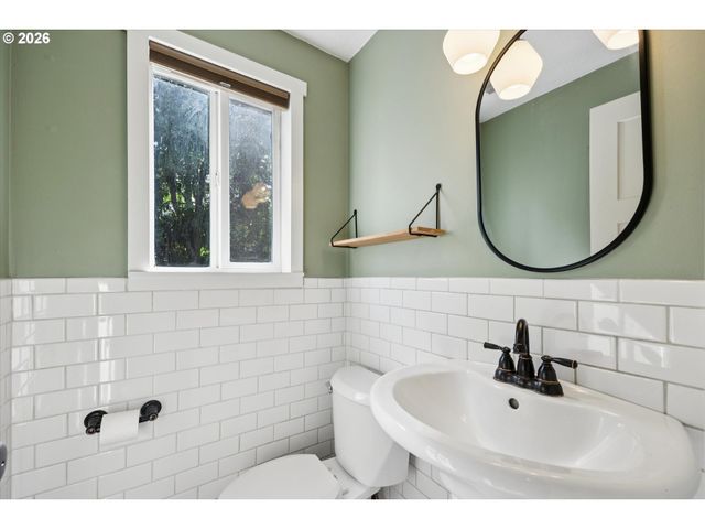 51894 Sw CREEKVIEW Pl, Scappoose, OR 97056
