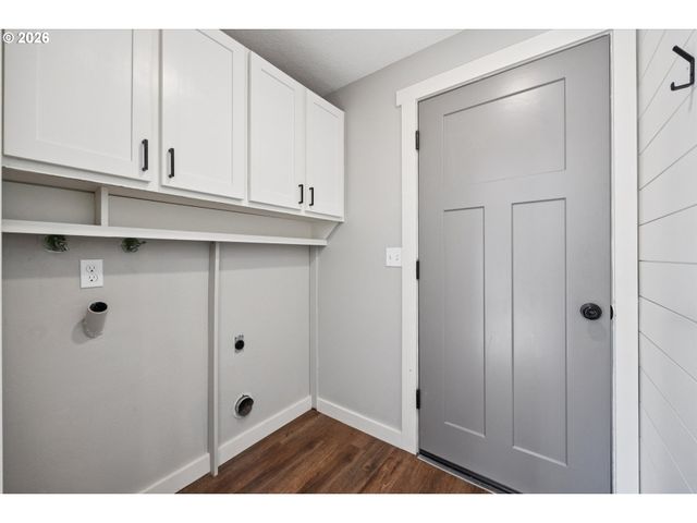 51894 Sw CREEKVIEW Pl, Scappoose, OR 97056
