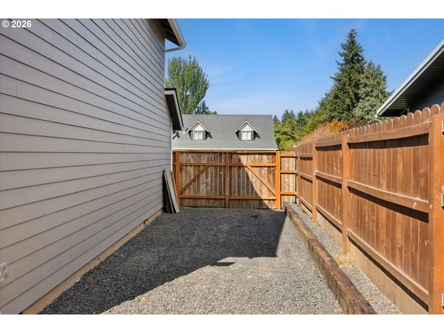 51894 Sw CREEKVIEW Pl, Scappoose, OR 97056