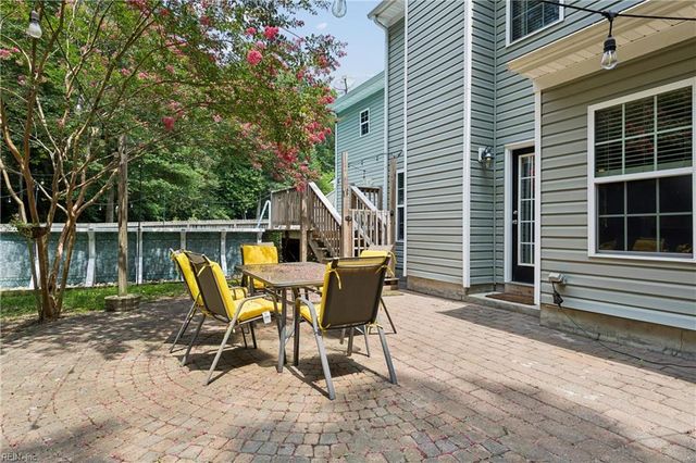 6823 Watch Harbour Circle, Hayes, VA 23072