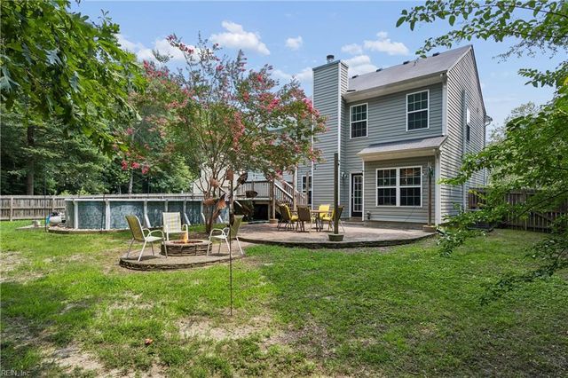 6823 Watch Harbour Circle, Hayes, VA 23072
