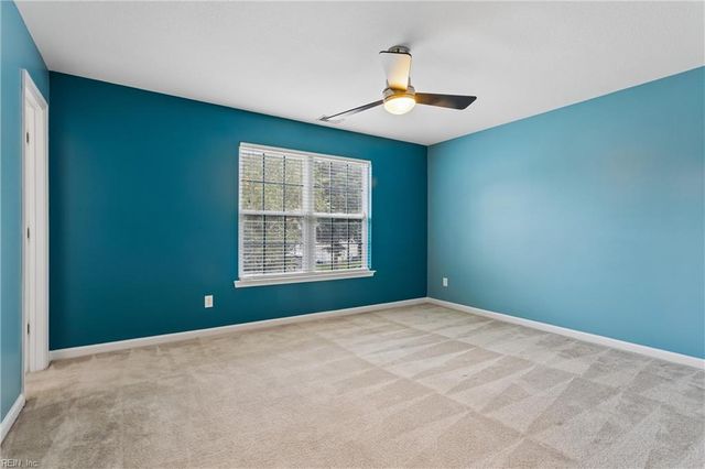 6823 Watch Harbour Circle, Hayes, VA 23072