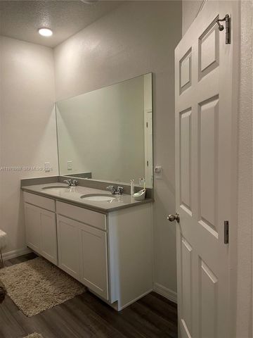 6157 NW Gatun Dr, Port St Lucie, FL 34986