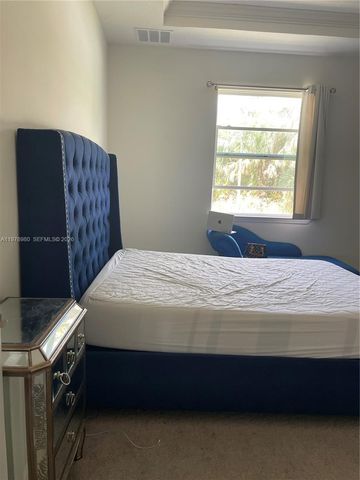 6157 NW Gatun Dr, Port St Lucie, FL 34986