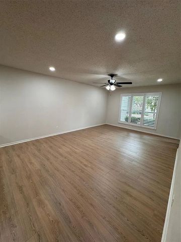 4859 Cedar Springs Road 150, Dallas, TX 75219