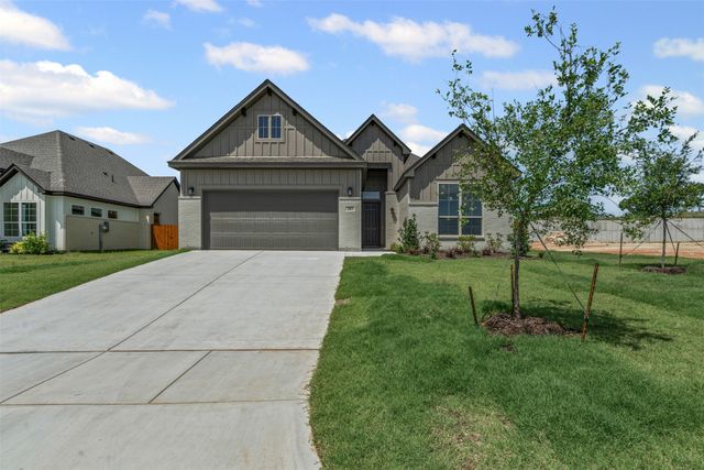 207 Mitchell Drive, Glen Rose, TX 76043