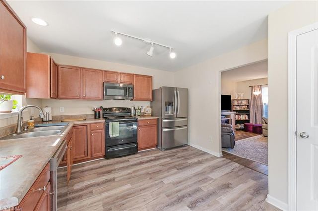 503 Caden Village Circle, Lexington, NC 27295