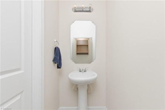 503 Caden Village Circle, Lexington, NC 27295