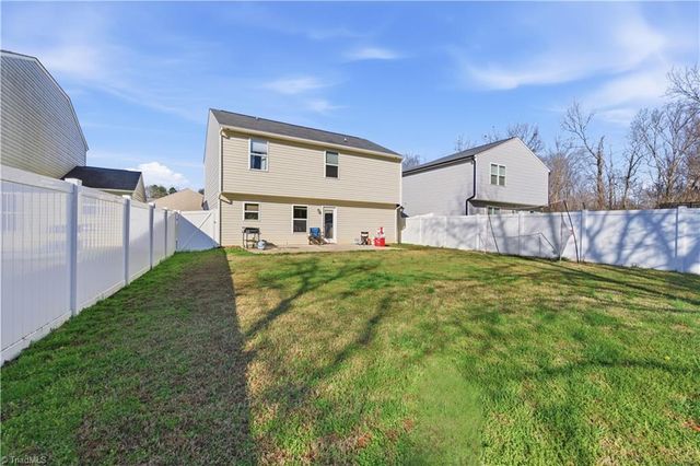 503 Caden Village Circle, Lexington, NC 27295