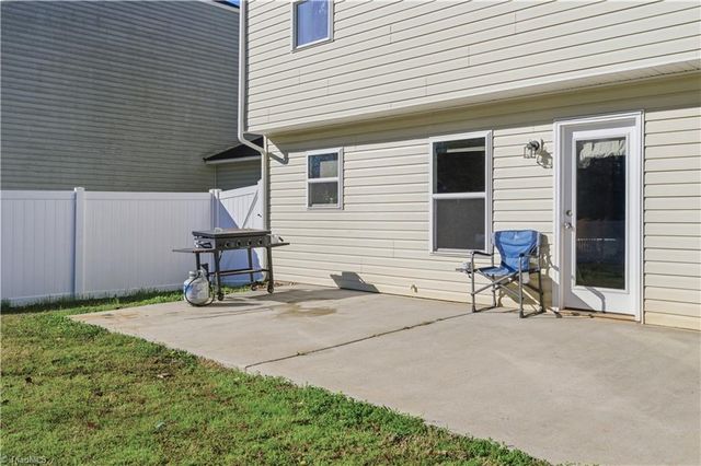 503 Caden Village Circle, Lexington, NC 27295