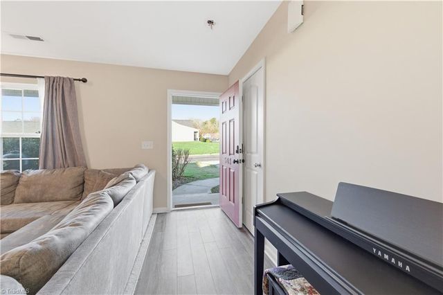 503 Caden Village Circle, Lexington, NC 27295