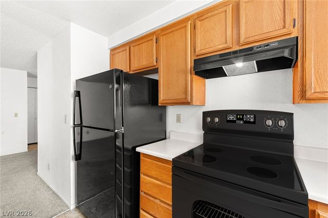 6867 Tamarus Street 104, Las Vegas, NV 89119