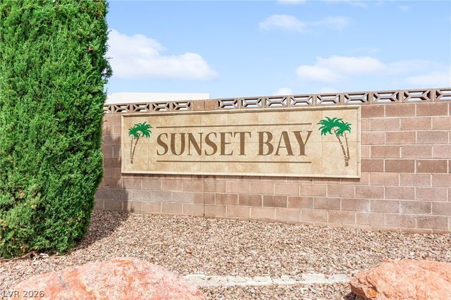 6867 Tamarus Street 104, Las Vegas, NV 89119