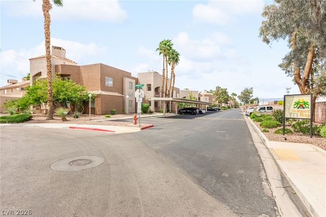 6867 Tamarus Street 104, Las Vegas, NV 89119