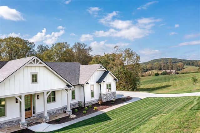 1250 Owen Glen Drive, Blairsville, GA 30512