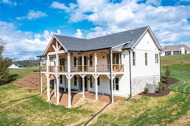 1250 Owen Glen Drive, Blairsville, GA 30512