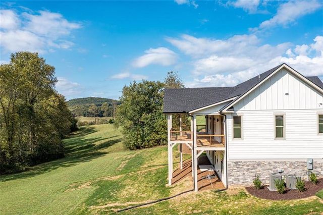 1250 Owen Glen Drive, Blairsville, GA 30512