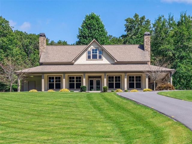 1250 Owen Glen Drive, Blairsville, GA 30512