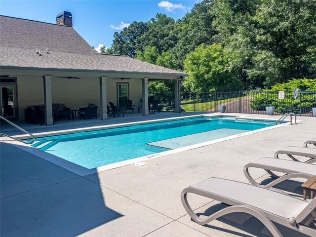 1250 Owen Glen Drive, Blairsville, GA 30512