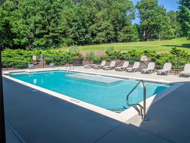 1250 Owen Glen Drive, Blairsville, GA 30512