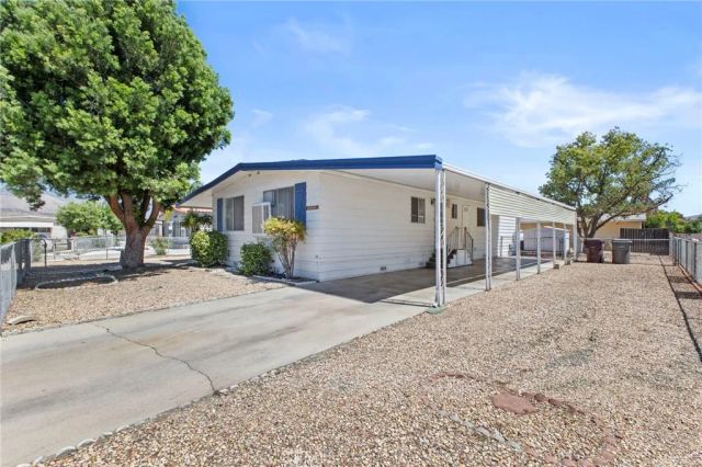 44069 Lloyd Street, Hemet, CA 92544