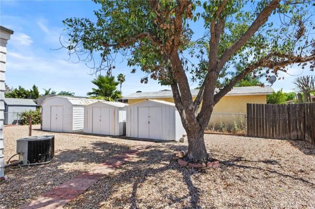 44069 Lloyd Street, Hemet, CA 92544