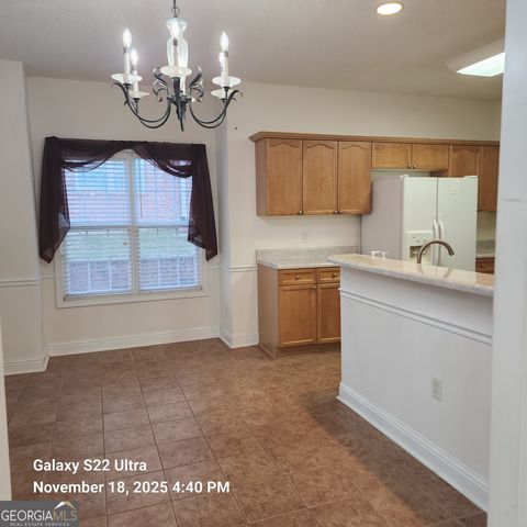 2560 Rosehill Circle, Lithia Springs, GA 30122