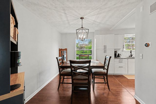 14 Tattersall Lane, Florence, KY 41042