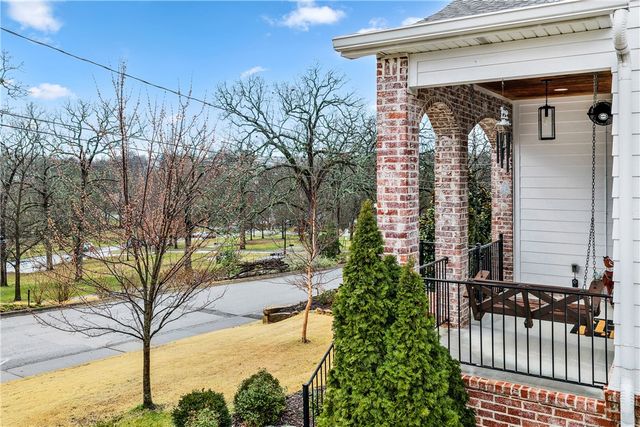 402 W Prospect Street, Fayetteville, AR 72701