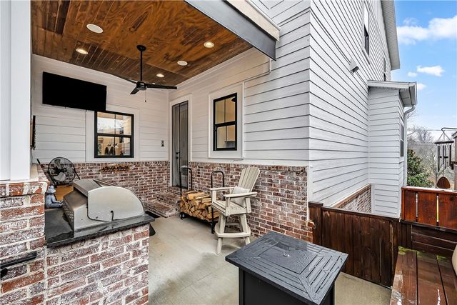 402 W Prospect Street, Fayetteville, AR 72701